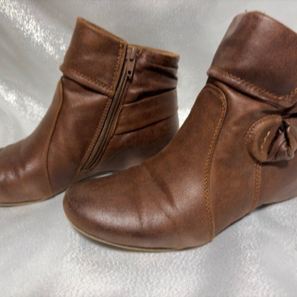 BARETRAPS WOMENS BROWN LEATHER ANKLE BOOTS "SAYDIE" WITH ZIPPER 8.5